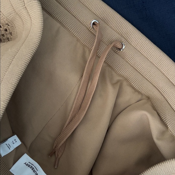 Burberry Tan Knit Shorts - Picture 9 of 11